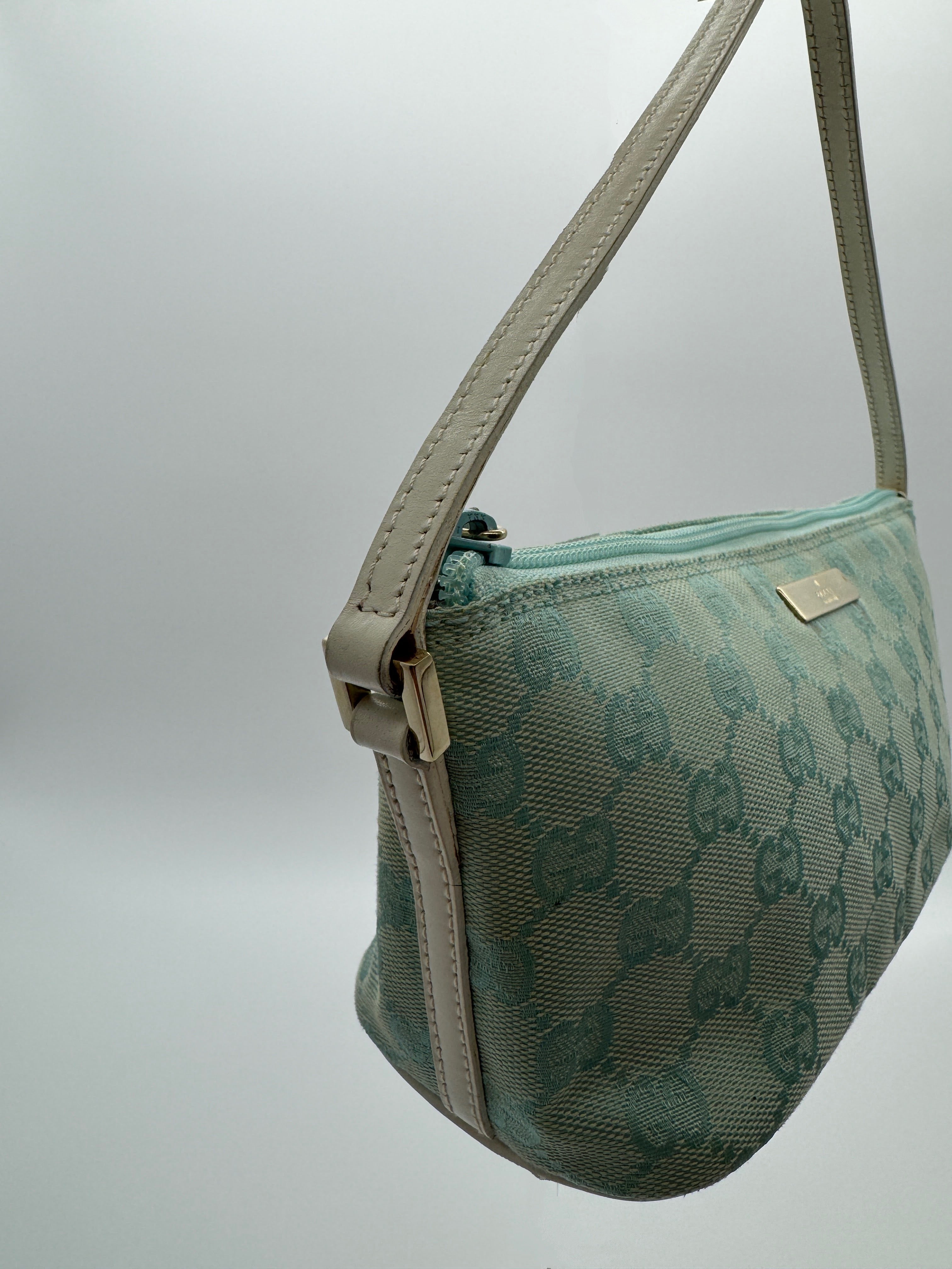 Gucci GG Boat Pochette in Light Blue White Trim