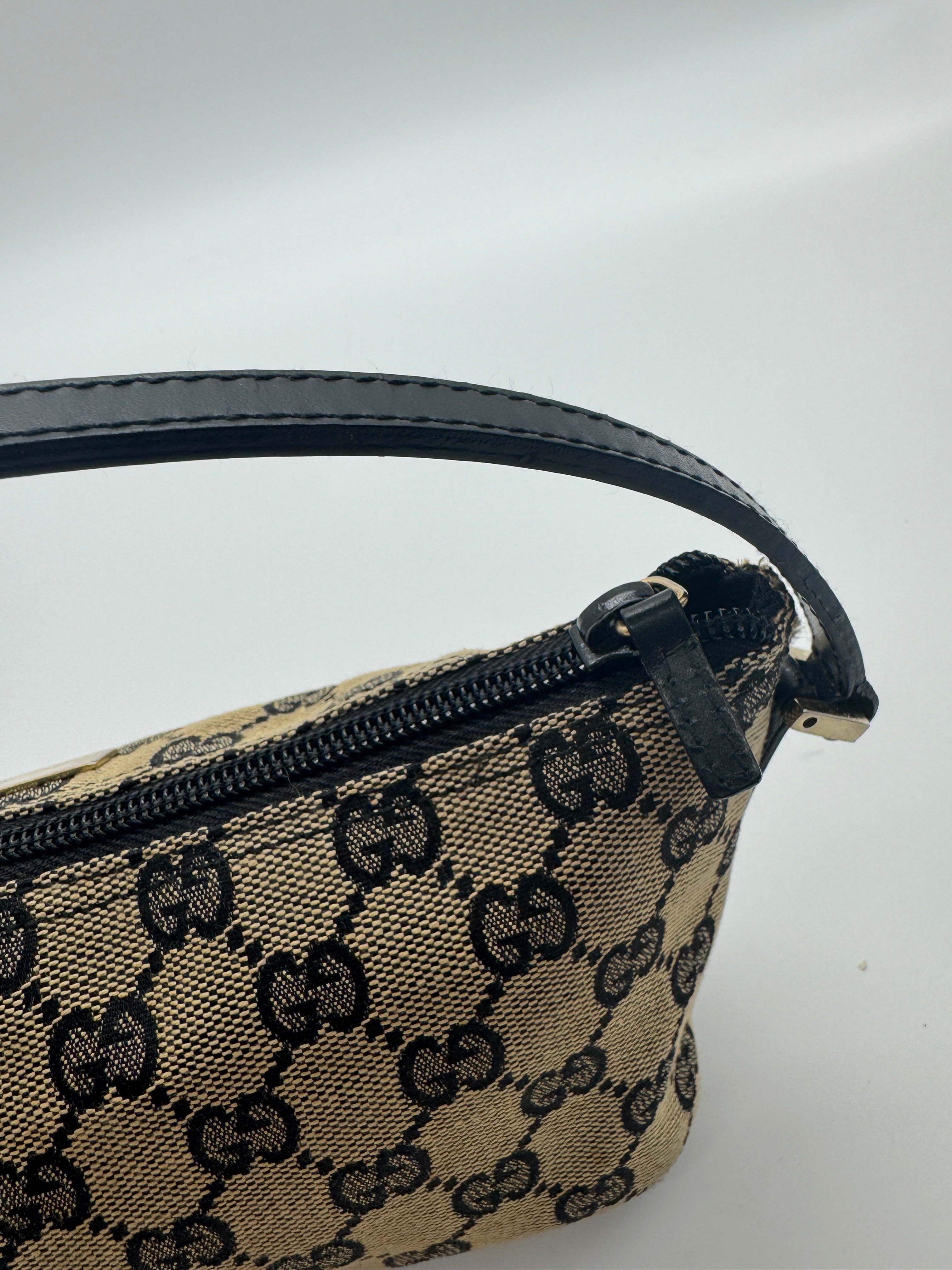 Gucci Boat Pochette Handbag