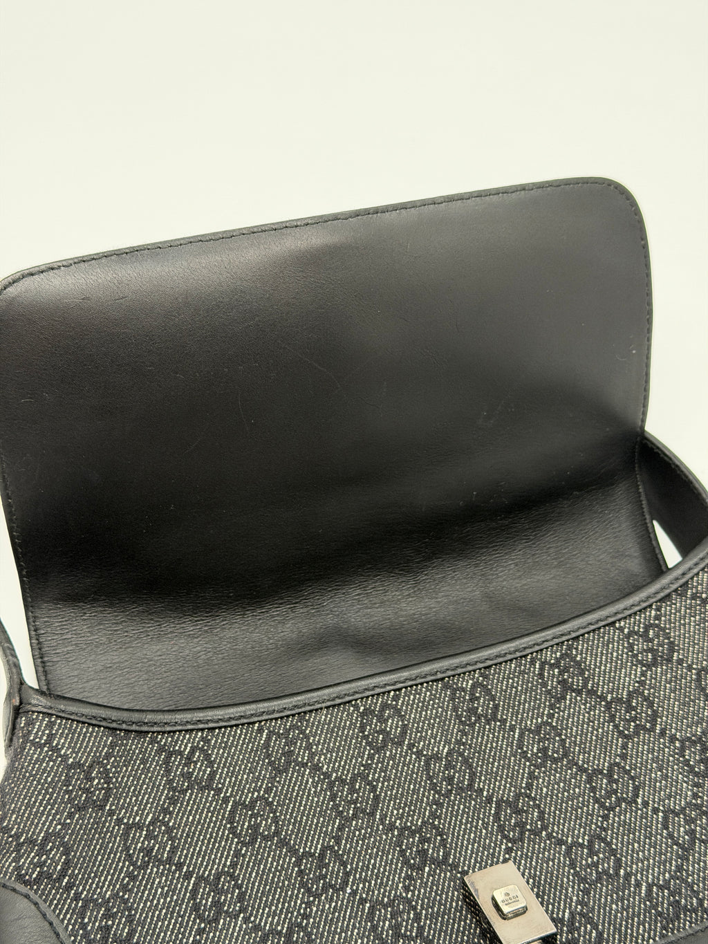 Gucci Jackie in Black Canvas Monogram