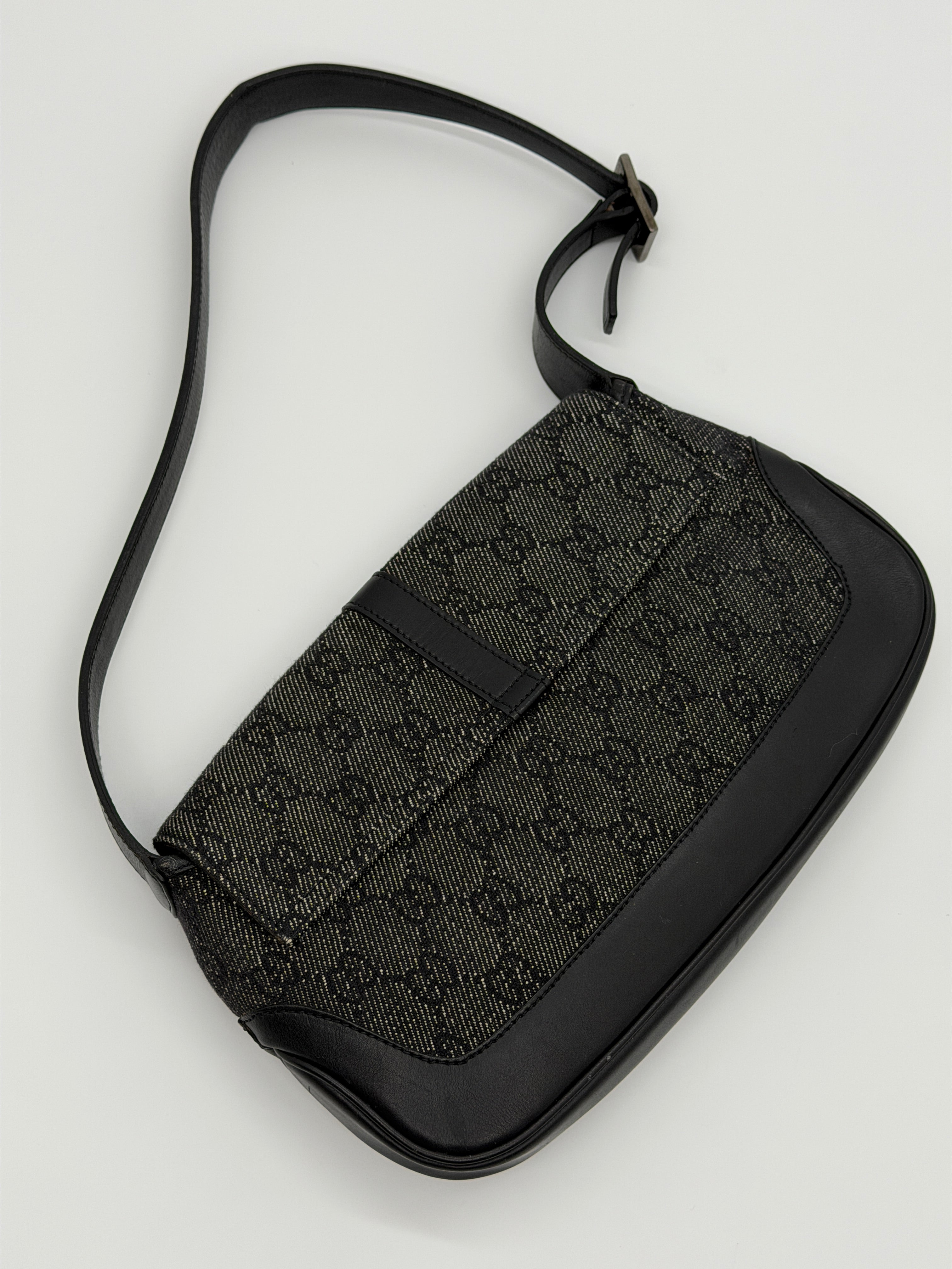 Gucci Jackie in Black Canvas Monogram