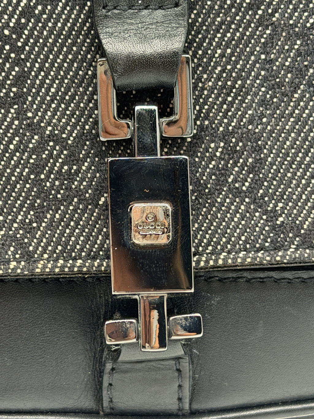 Gucci Jackie in Black Canvas Monogram