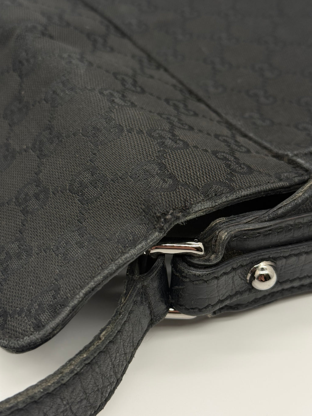 Gucci Black Horsebit Chain Shoulder Bag