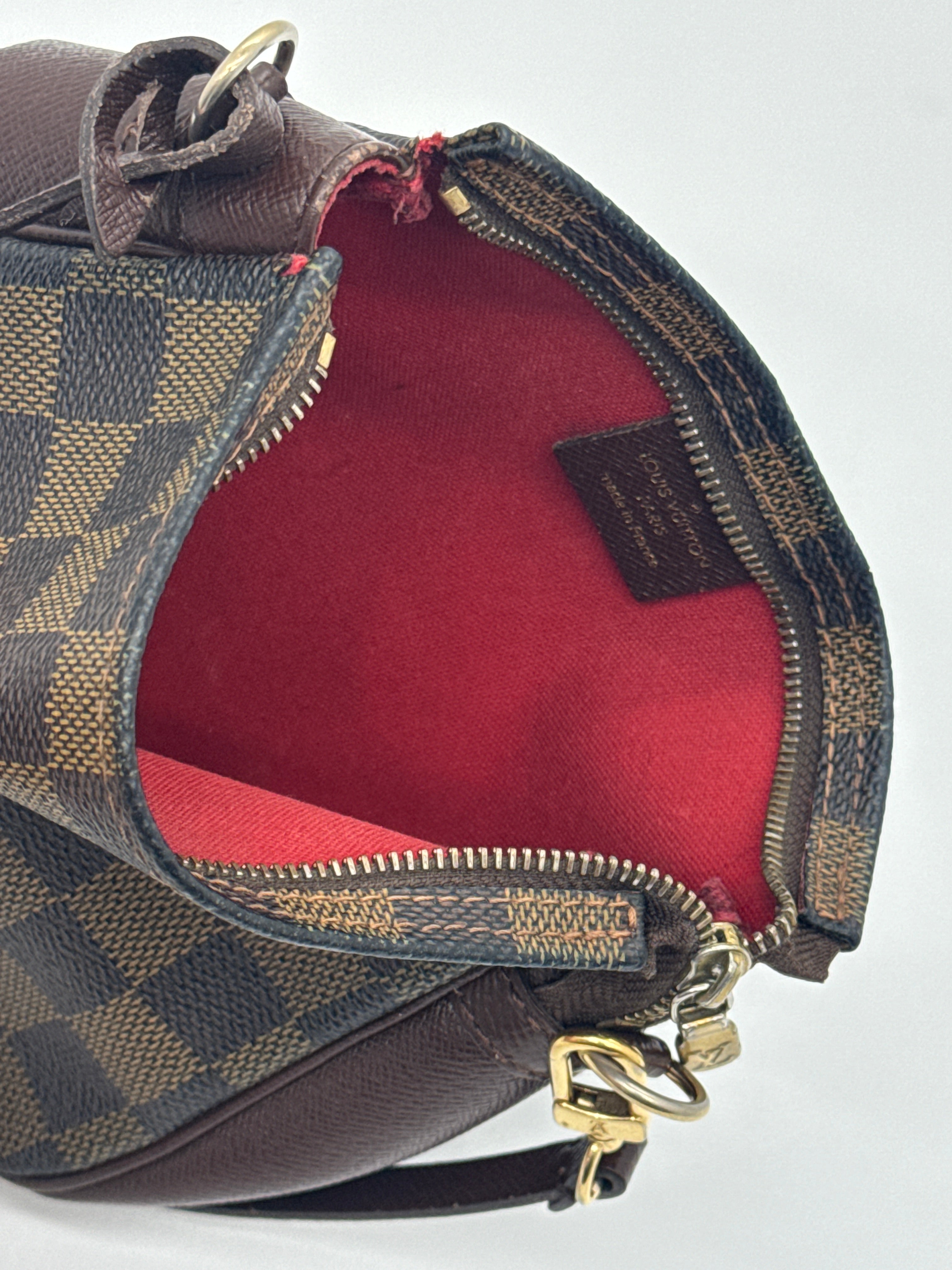 LV Damier Ebene Trousse Pochette