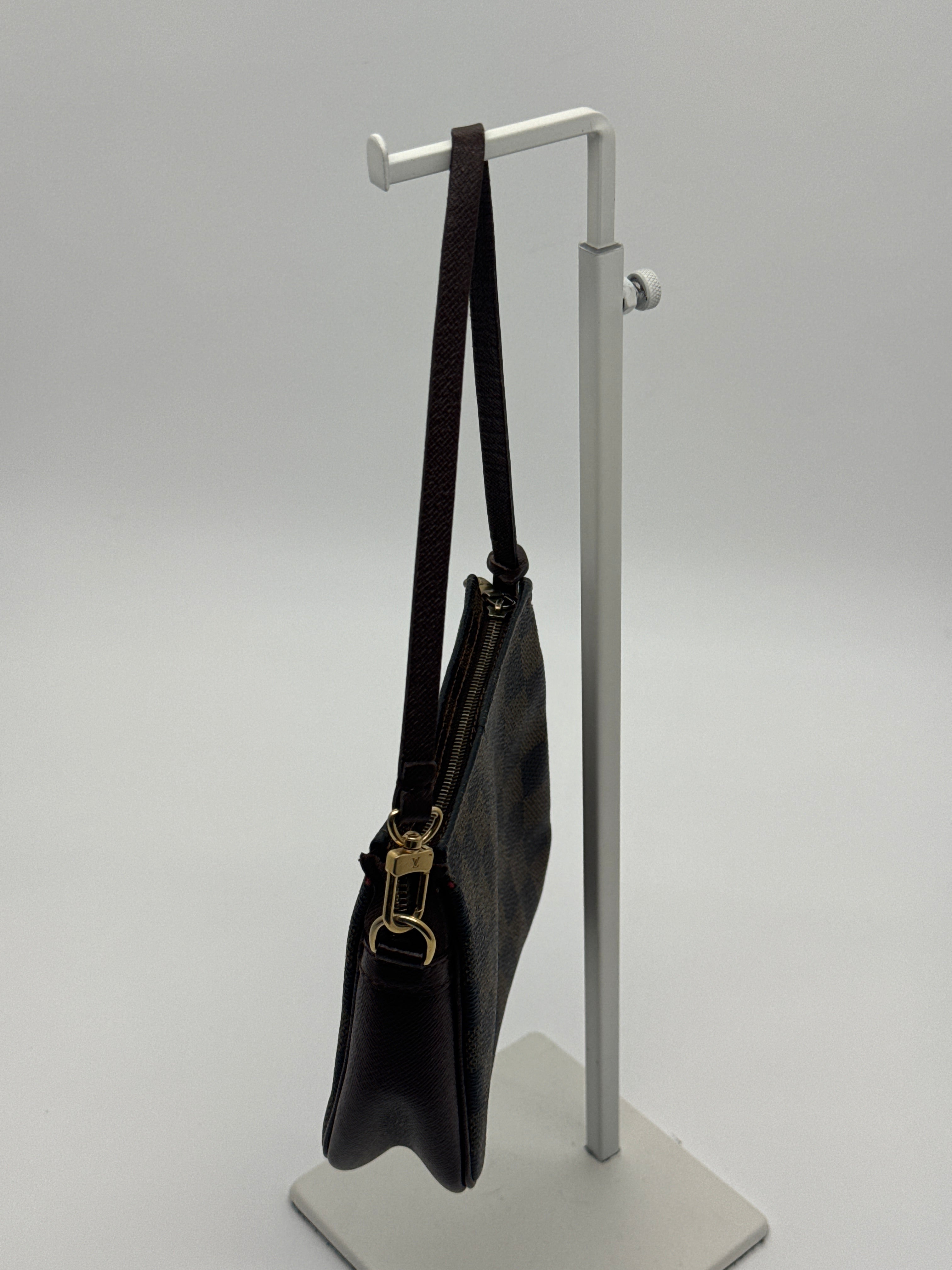 LV Damier Ebene Trousse Pochette