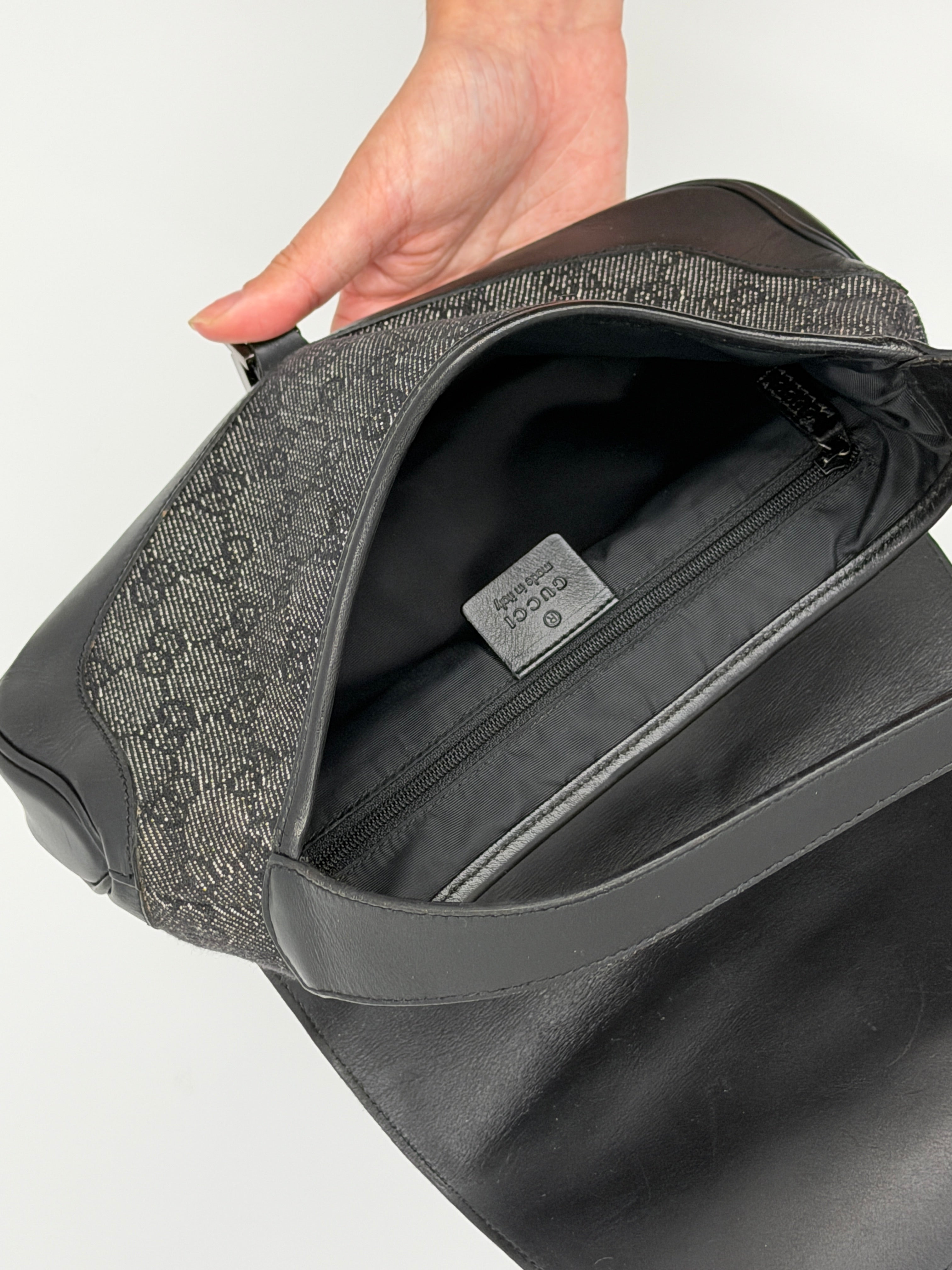 Gucci Jackie in Black Canvas Monogram