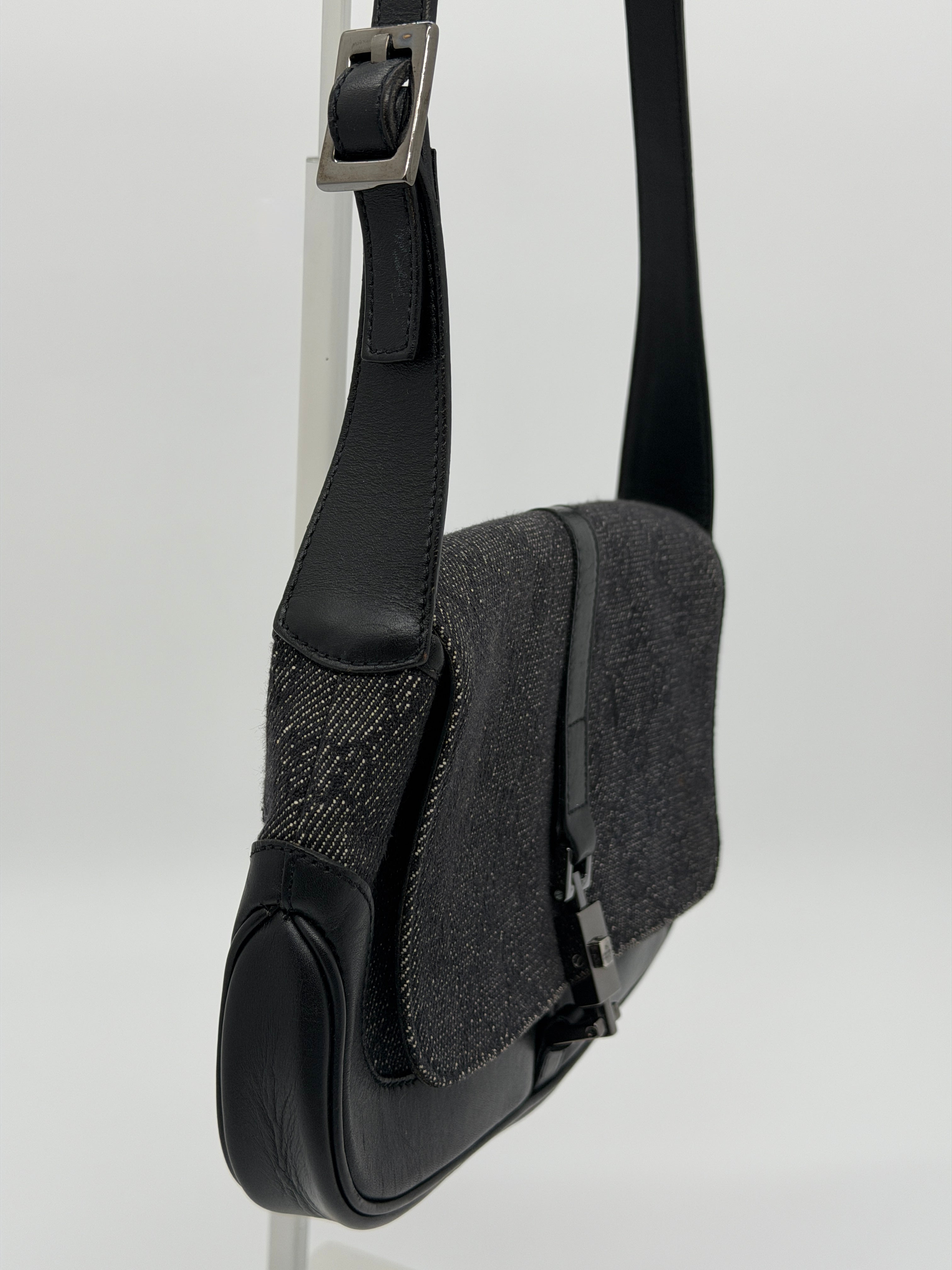 Gucci Jackie in Black Canvas Monogram