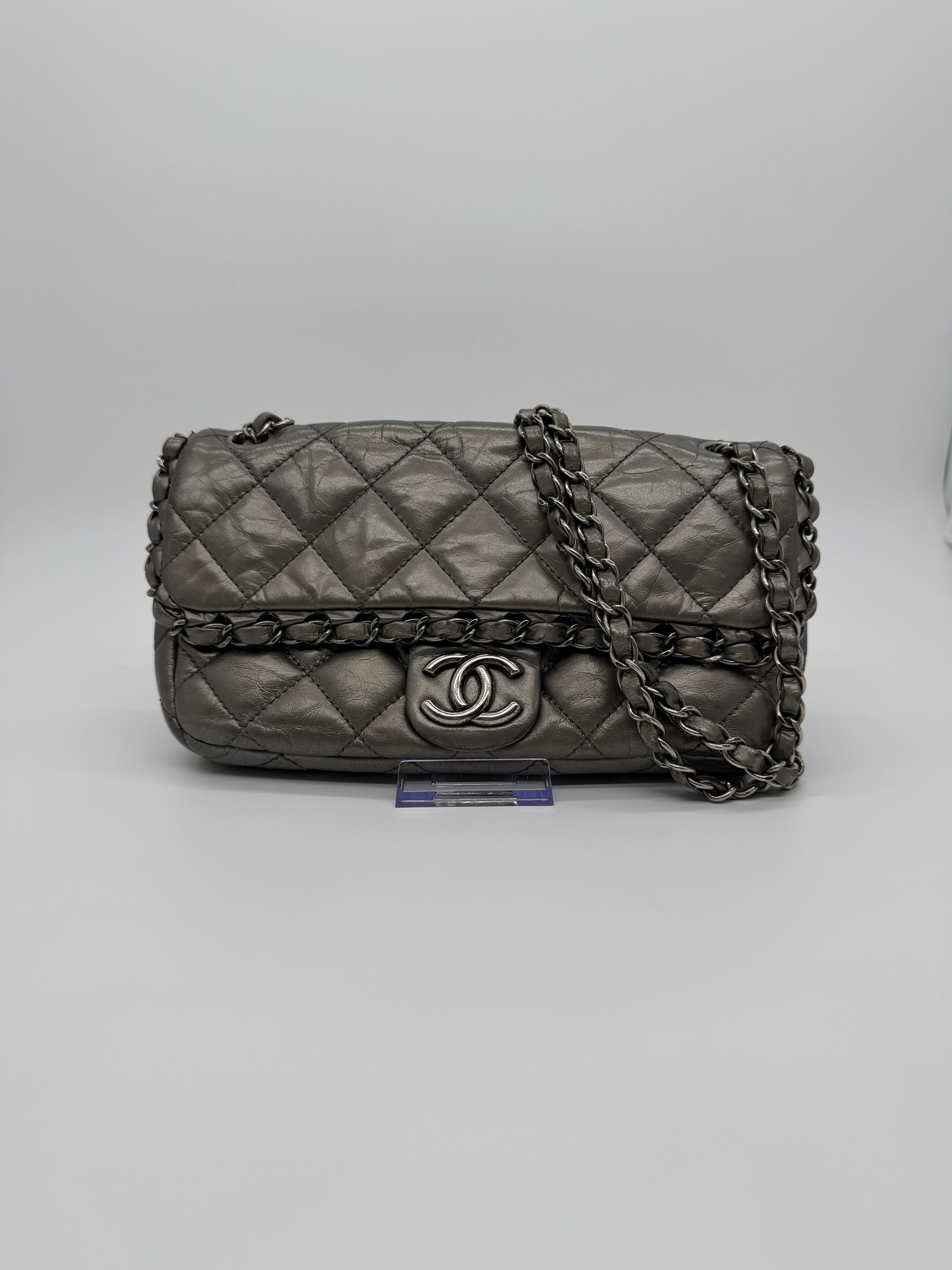 Chanel Grey Quilted Calfskin Chain Shoulder Bag – Vintari Vault