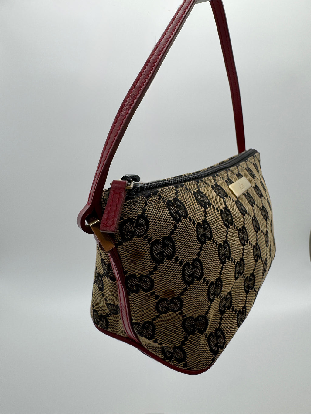 Gucci GG Boat Pochette in Brown with Red LeatherTrim