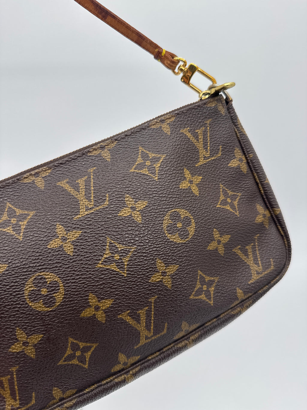 Louis Vuitton Monogram Pochette