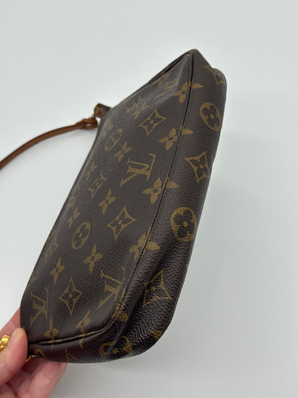Louis Vuitton Monogram Pochette
