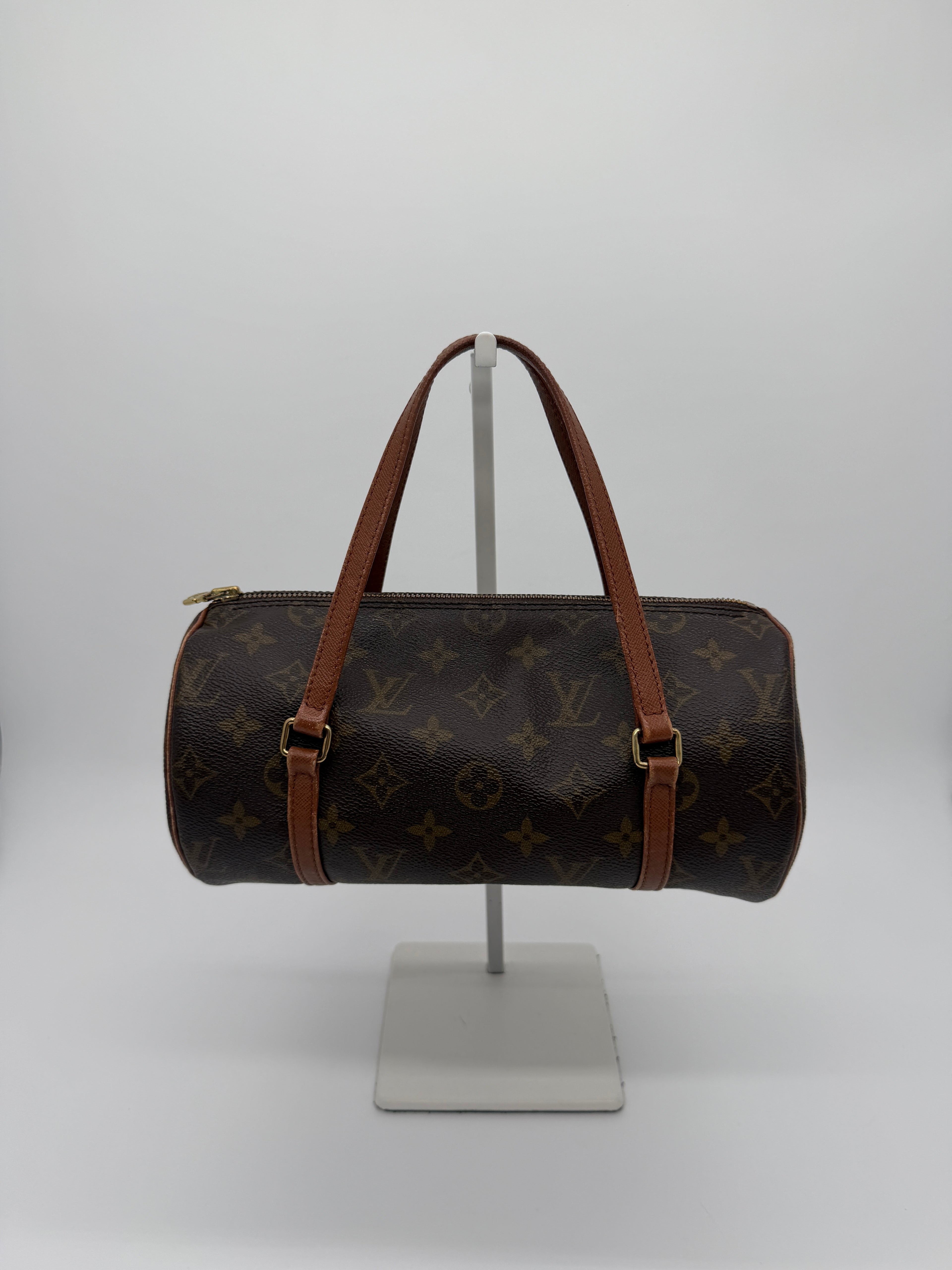 Louis Vuitton Papillon 26