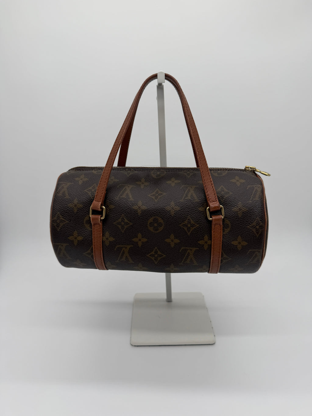 Louis Vuitton Papillon 26