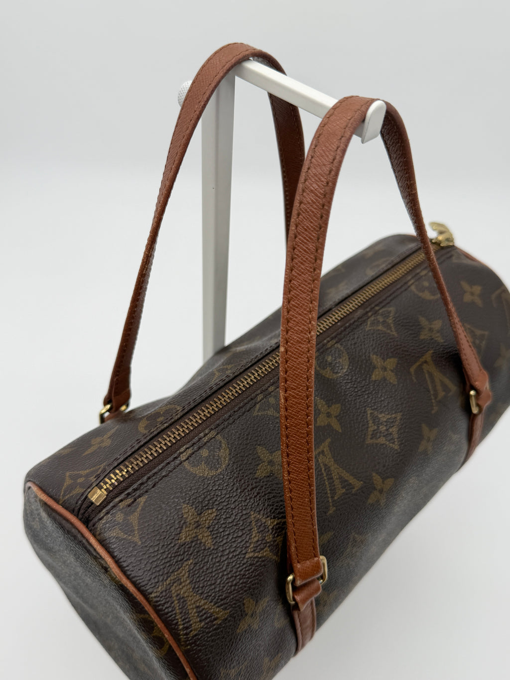 Louis Vuitton Papillon 26