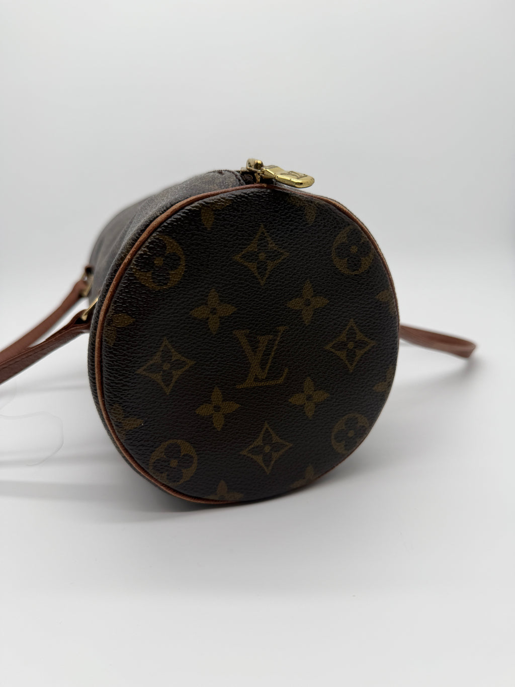 Louis Vuitton Papillon 26