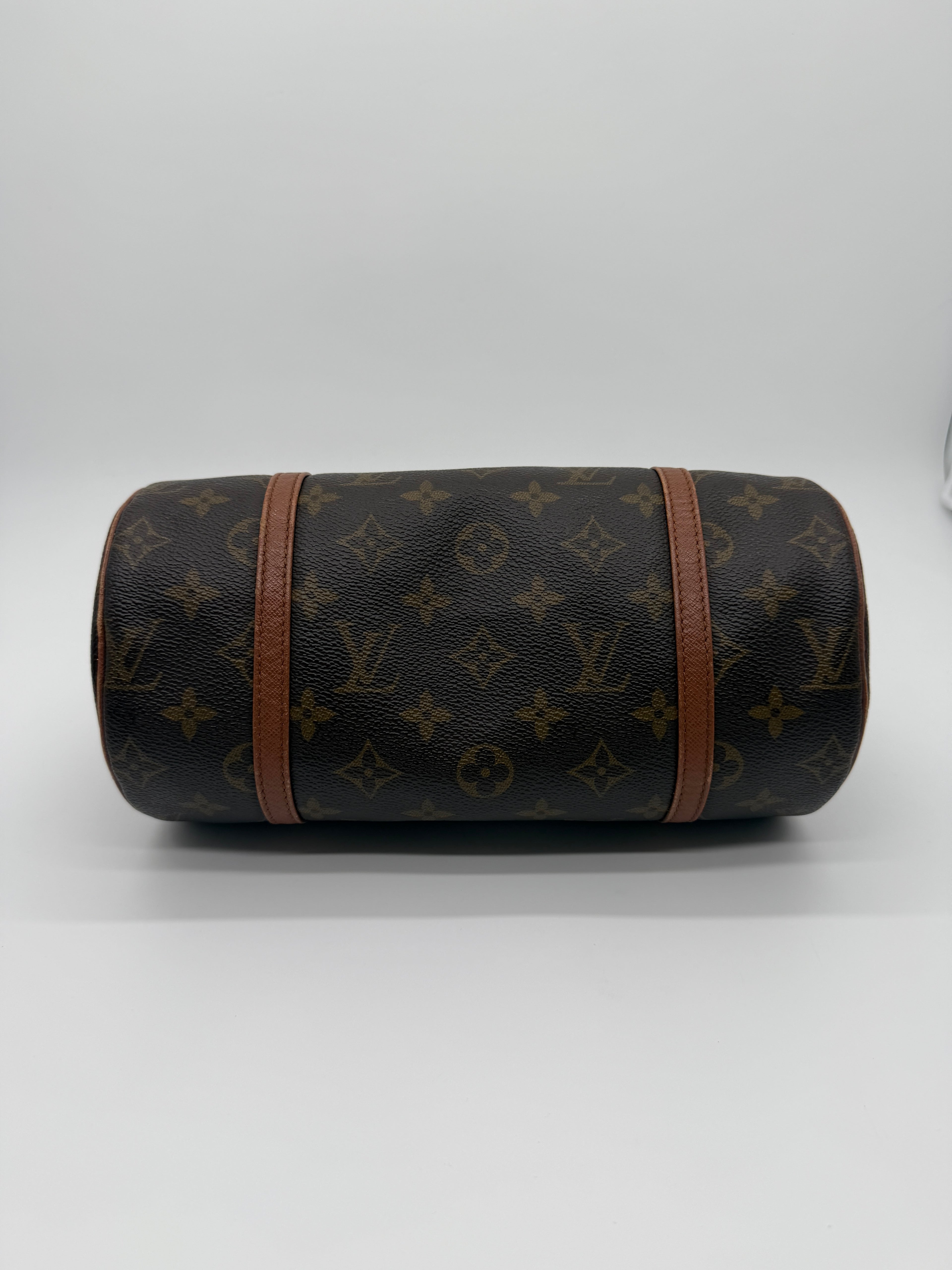 Louis Vuitton Papillon 26