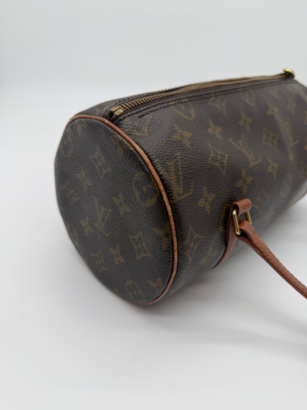 Louis Vuitton Papillon 26