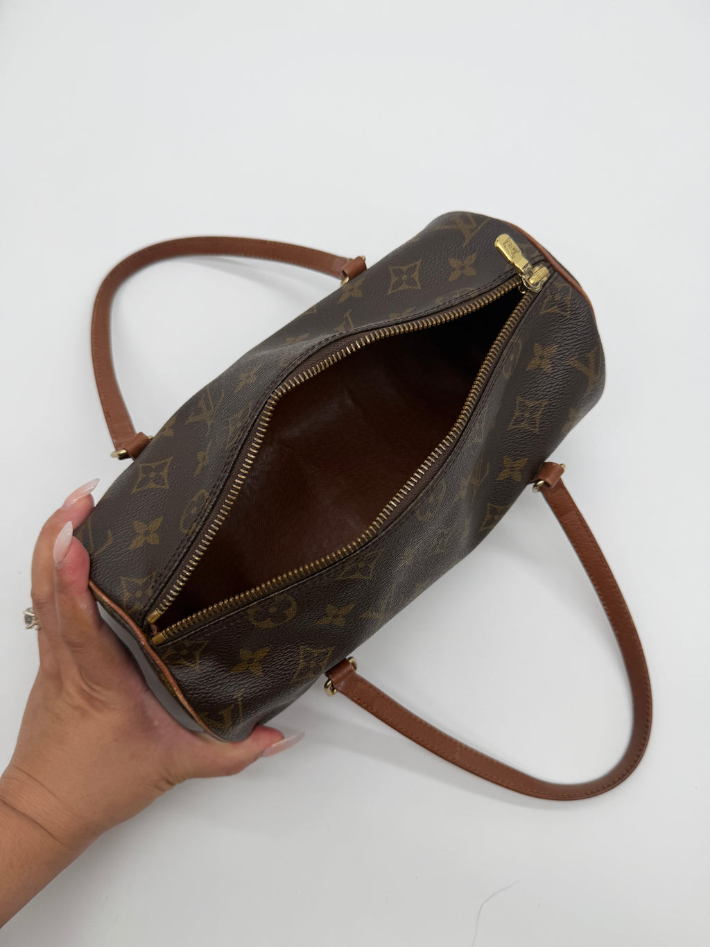 Louis Vuitton Papillon 26