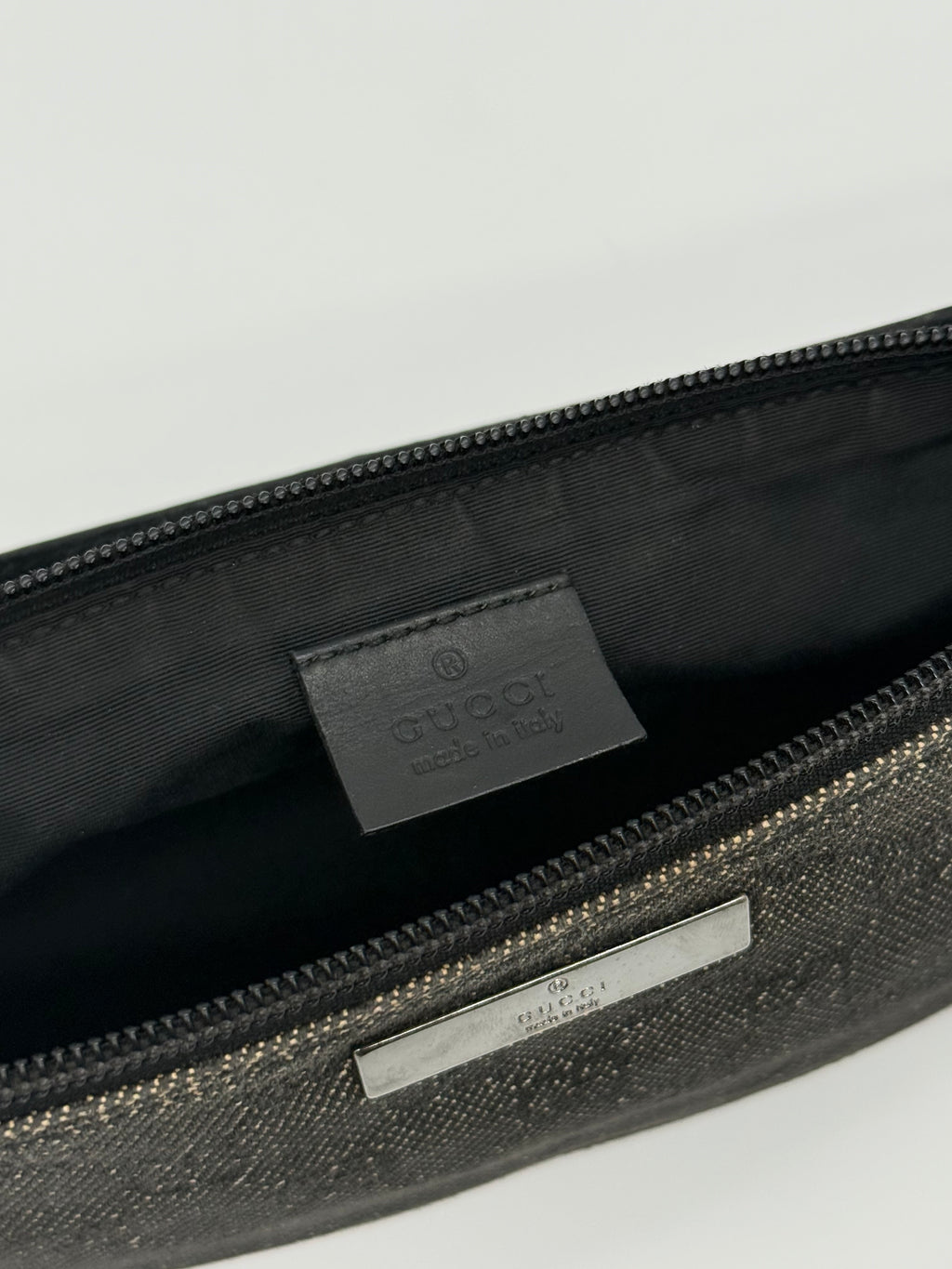Gucci Boat Pochette in Black Canvas