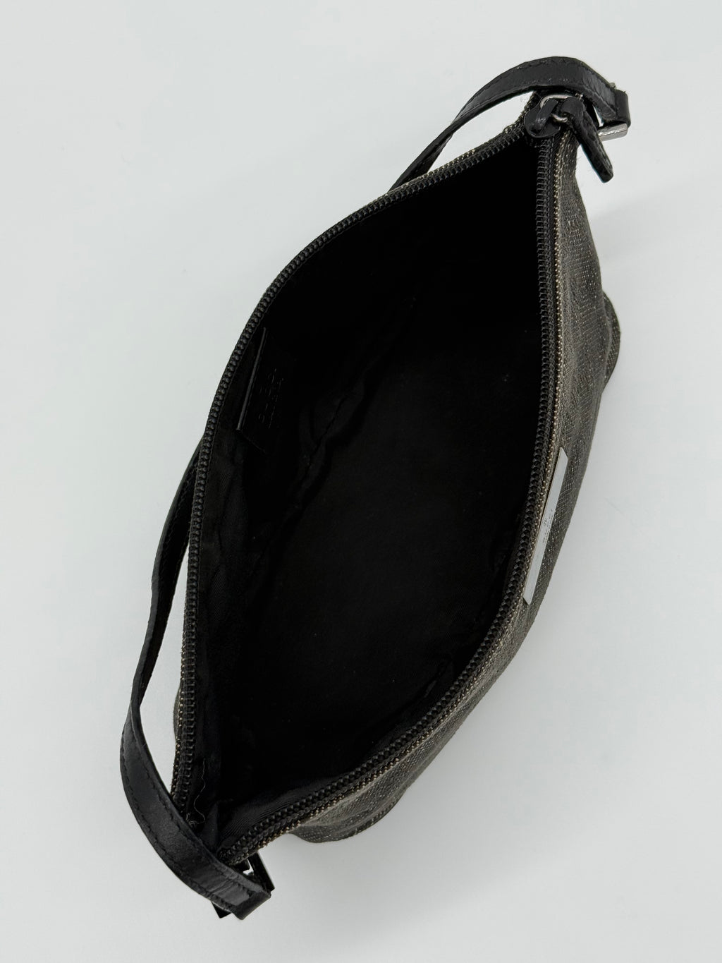 Gucci Boat Pochette in Black Canvas