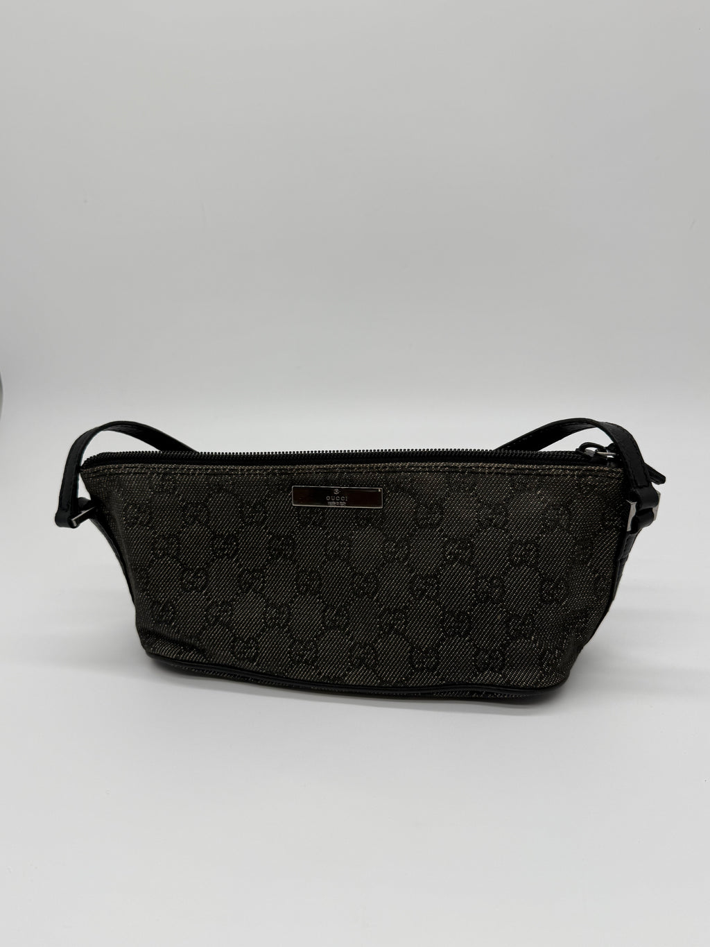 Gucci Boat Pochette in Black Canvas