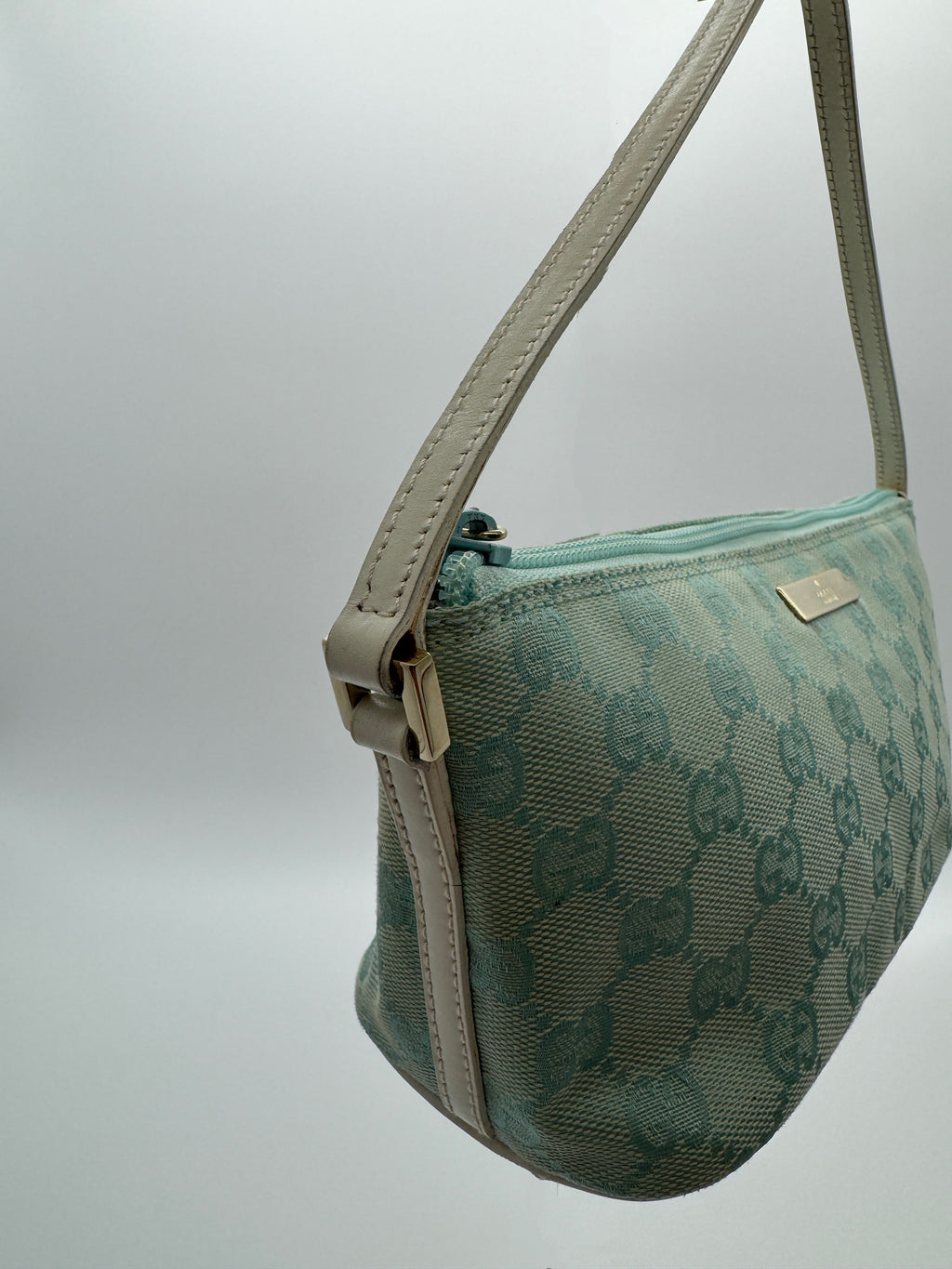 Gucci GG Boat Pochette in Light Blue White Trim